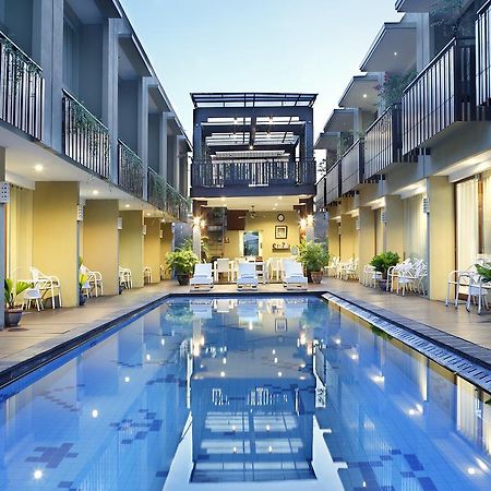 Devata Suites And Residence Legian Kültér fotó