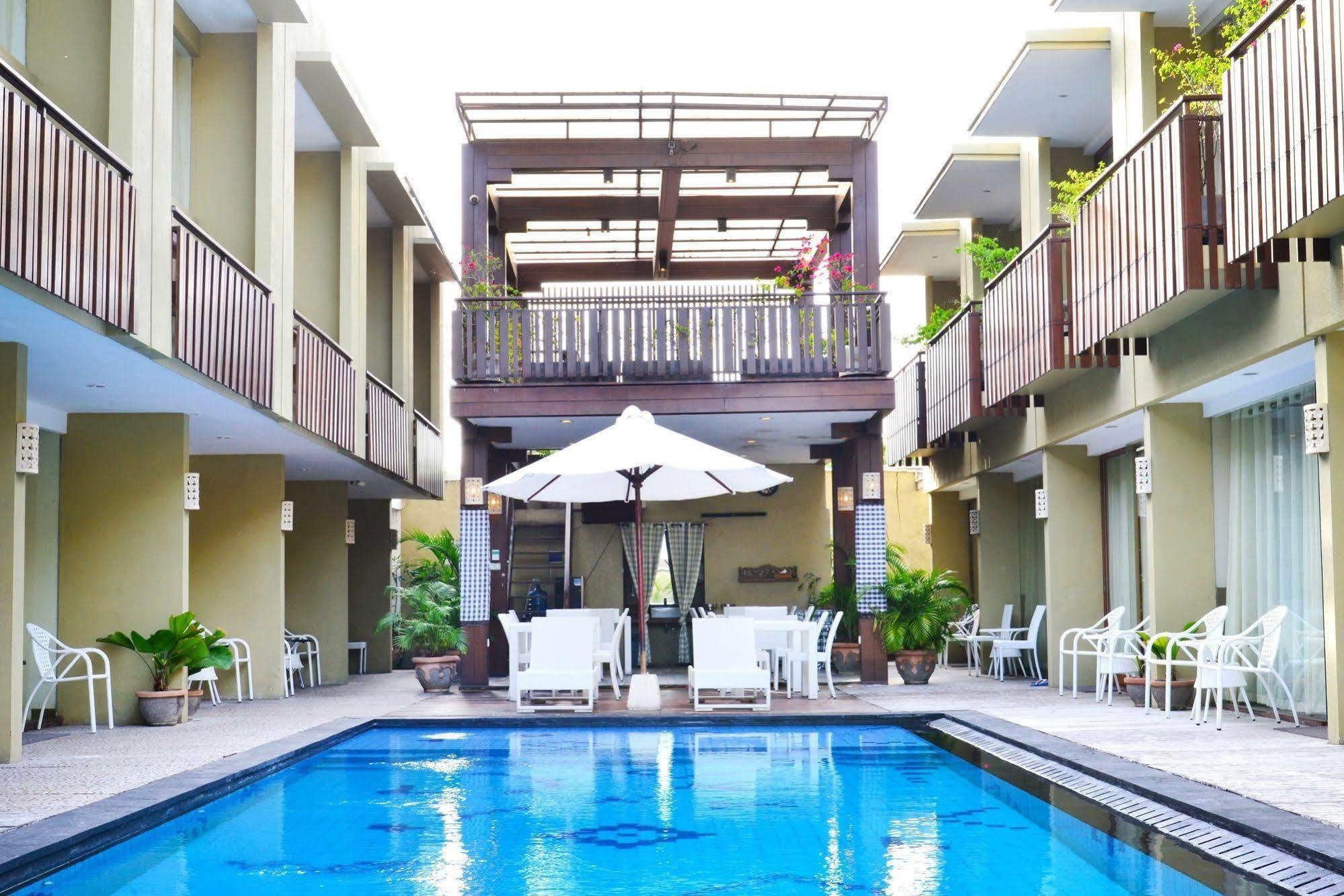 Devata Suites And Residence Legian Kültér fotó